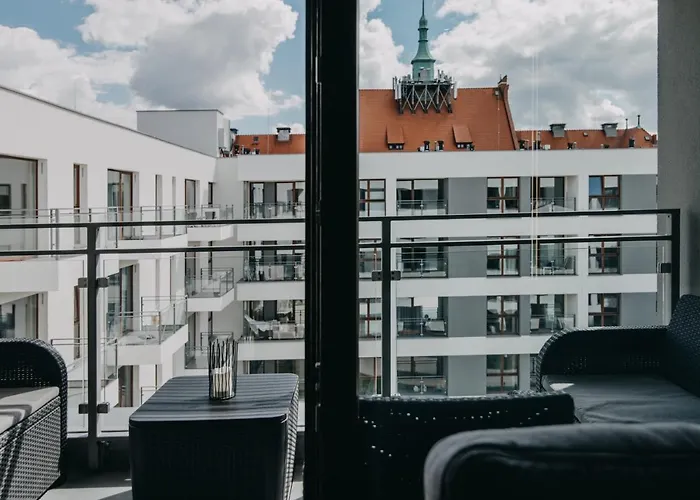 Black&White Bukowska18 B Apartment With Balcony And Garage